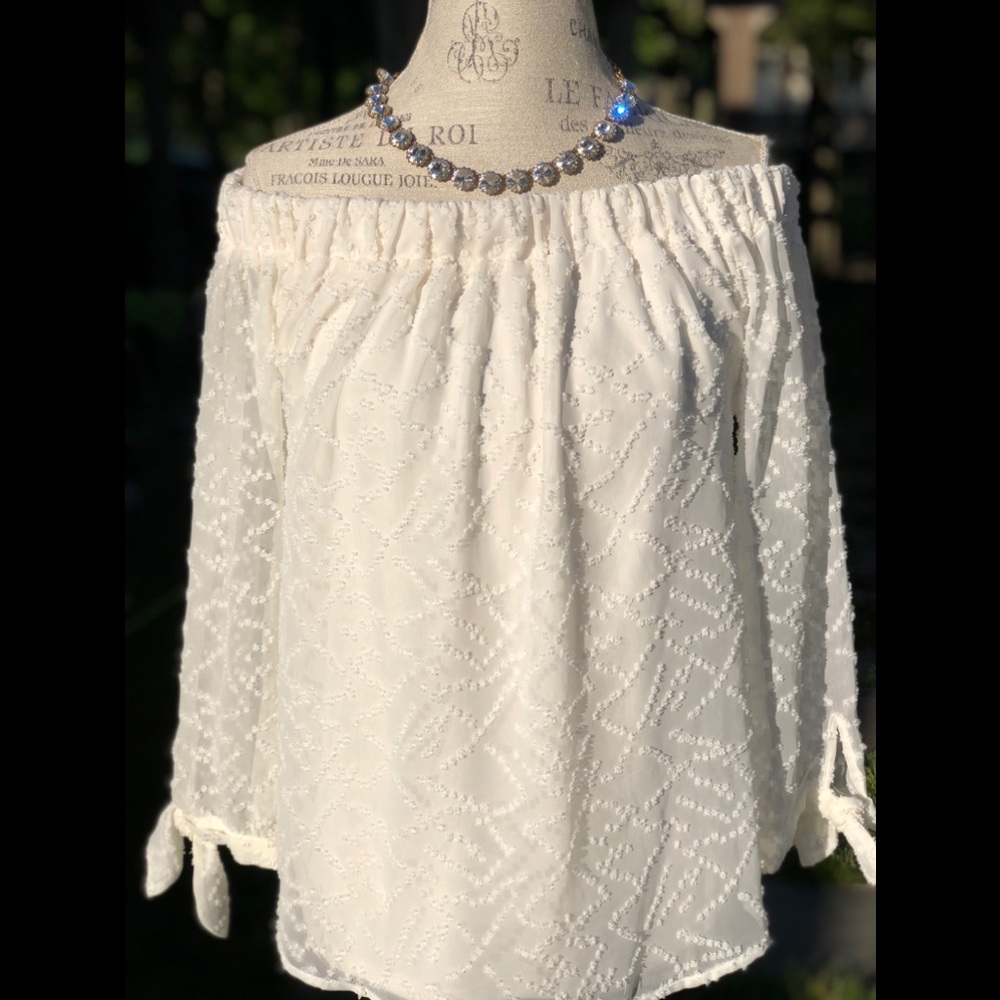Express cream lace top
